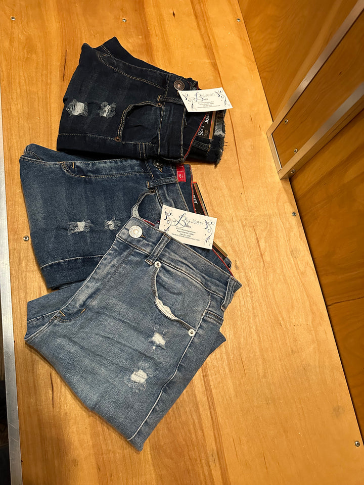 Stretch Distressed Jeans