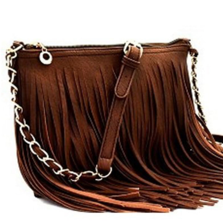 Shaking Fringes Purse (Camel)