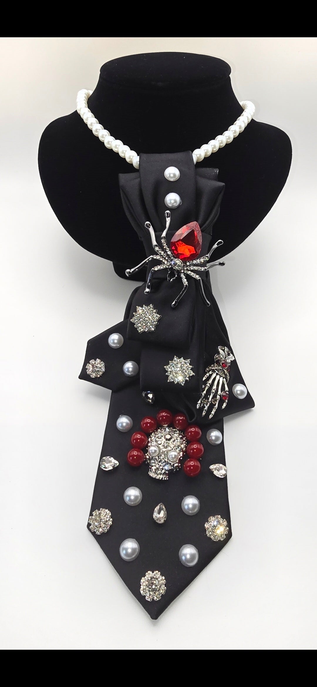Creepy Crawlers Necktie
