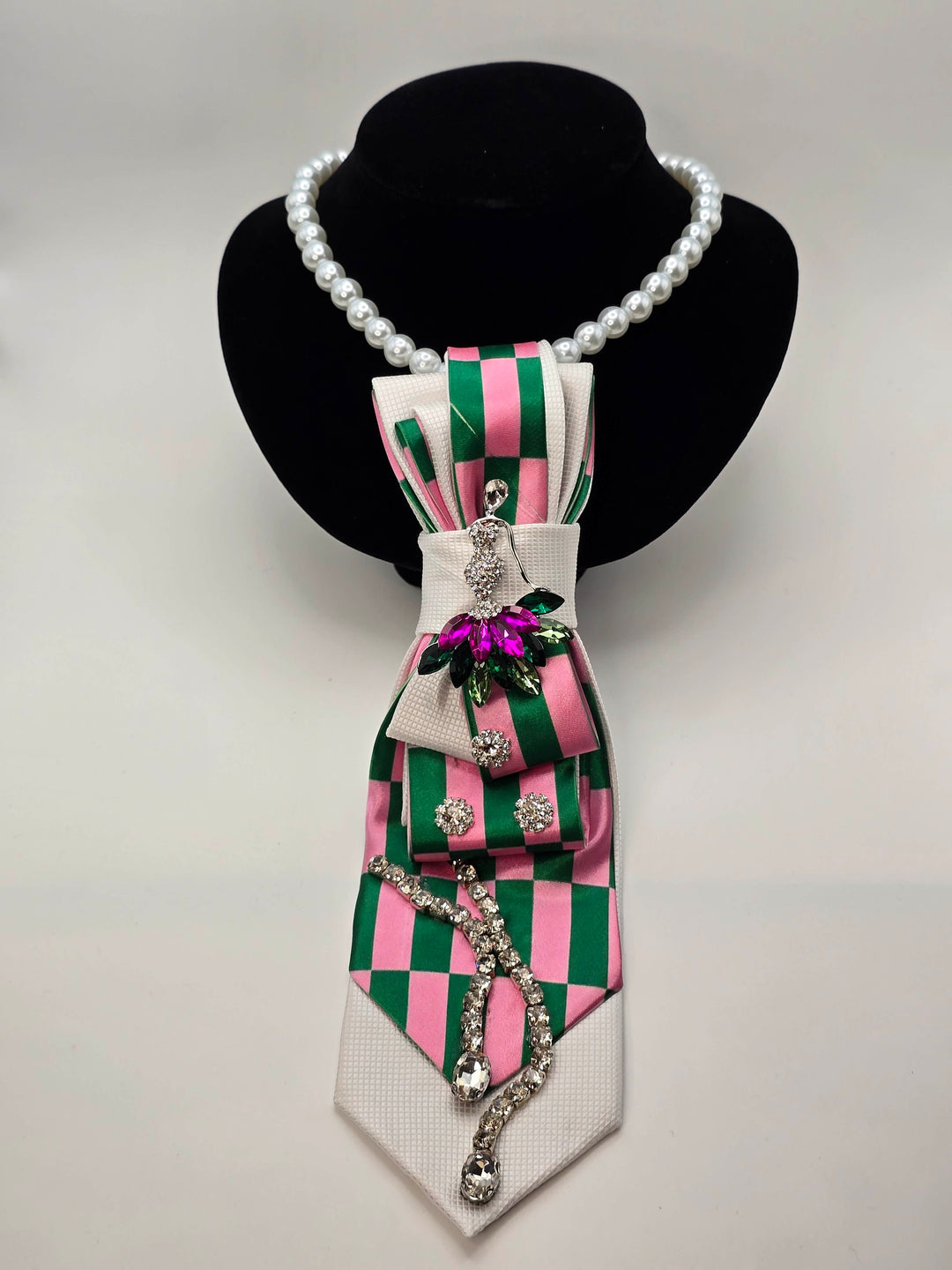 Pretty Lady in Pink &amp; Green Necktie