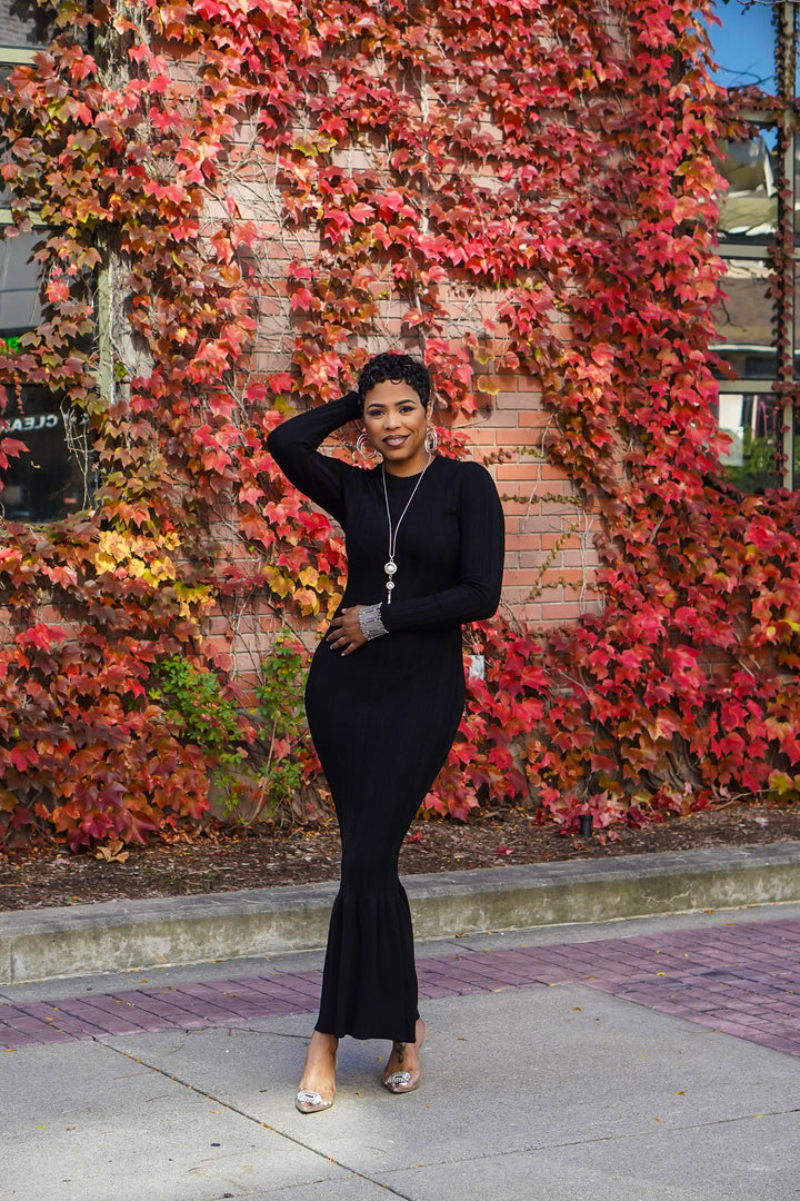 Slim Goody Sweater Dress