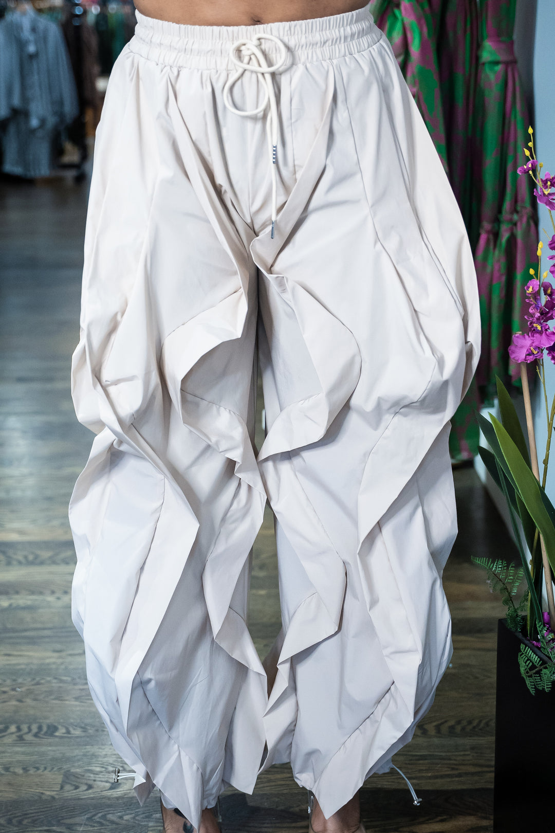 Wide Leg dramatic Drawstring joggers (Beige)