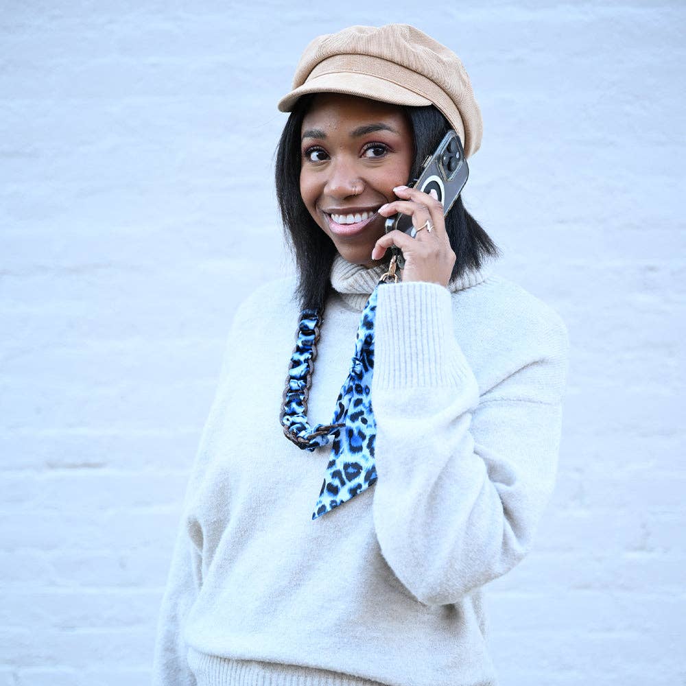 Clip &amp; Go Crossbody Coconut Scarf Phone Holder
