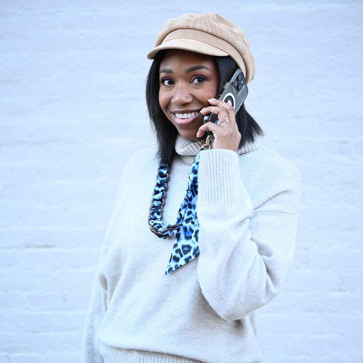 Clip &amp; Go Crossbody Coconut Scarf Phone Holder