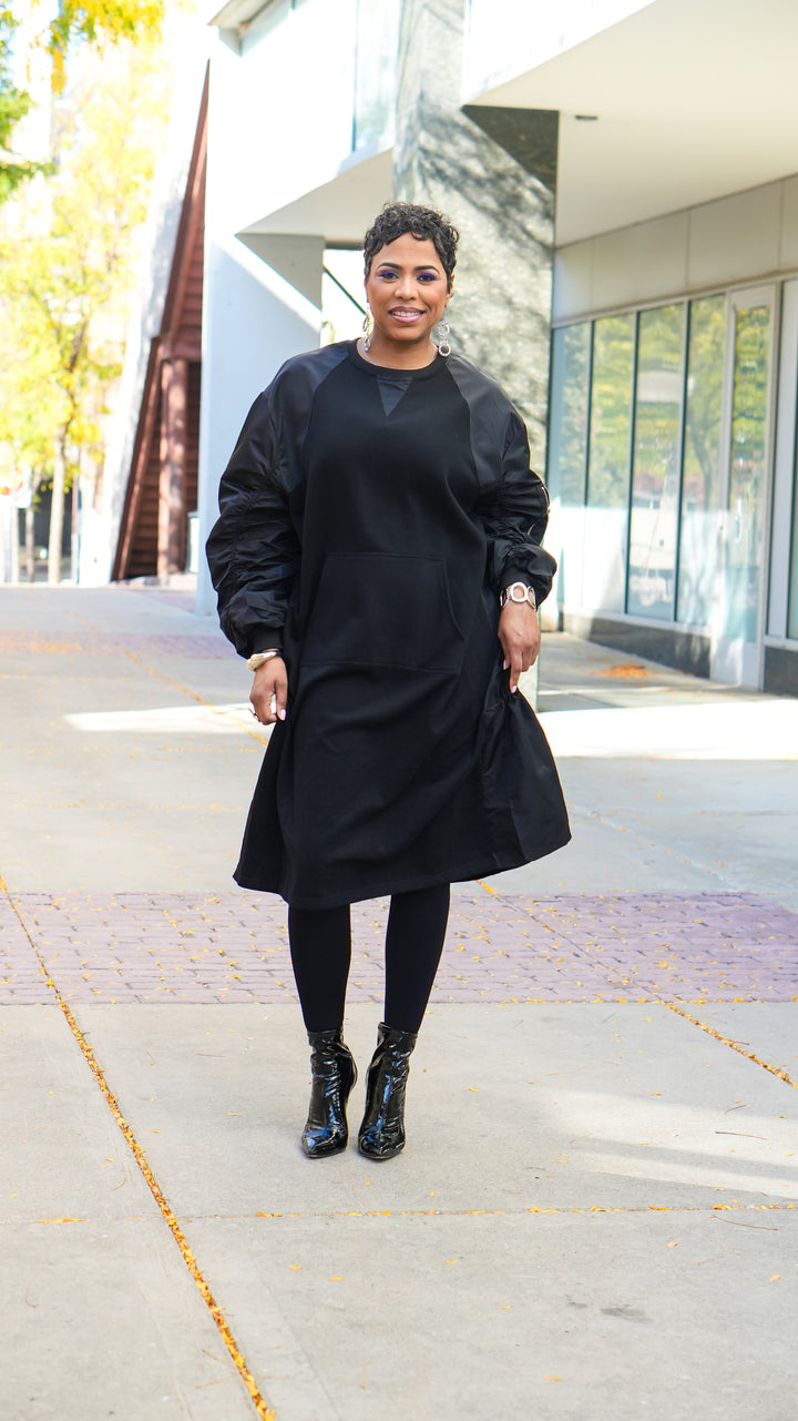 In Flight Contrast Oversize Dress(Black/Black)