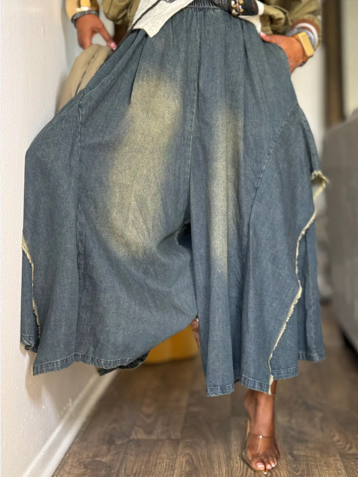 Ring the Bell Wide Leg Jean (Denim)