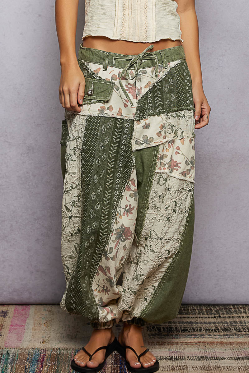 Floral Twill Patch Joggers