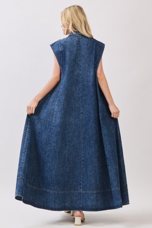 Denim Daydream Maxi Dress (Dk Denim)