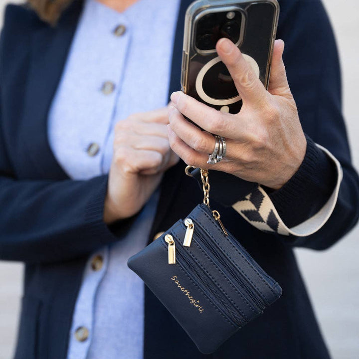 Clip &amp; Go Strap w/Zippered Pouch Chevron