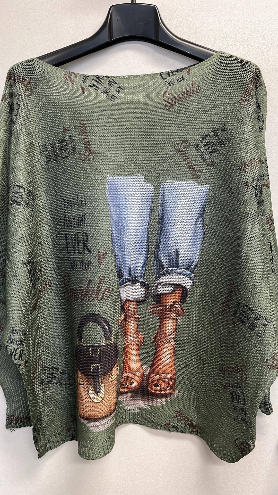 Booked &amp; Busy Oversized Graphic Top(Brown)