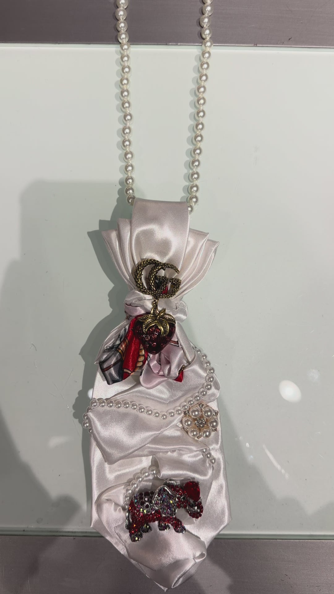 Crème De La Crimson