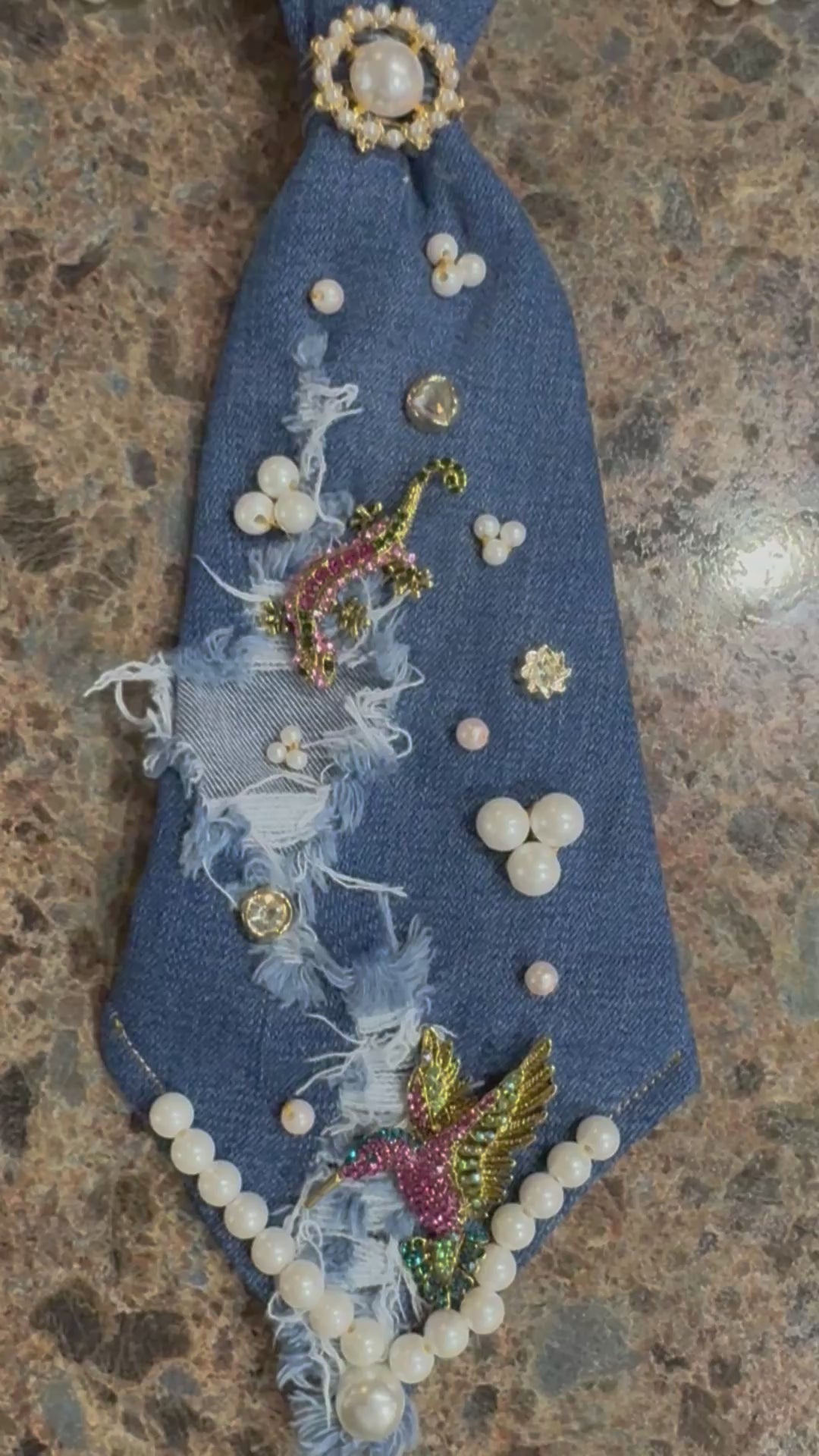 Denim Tie w/frog & accessories