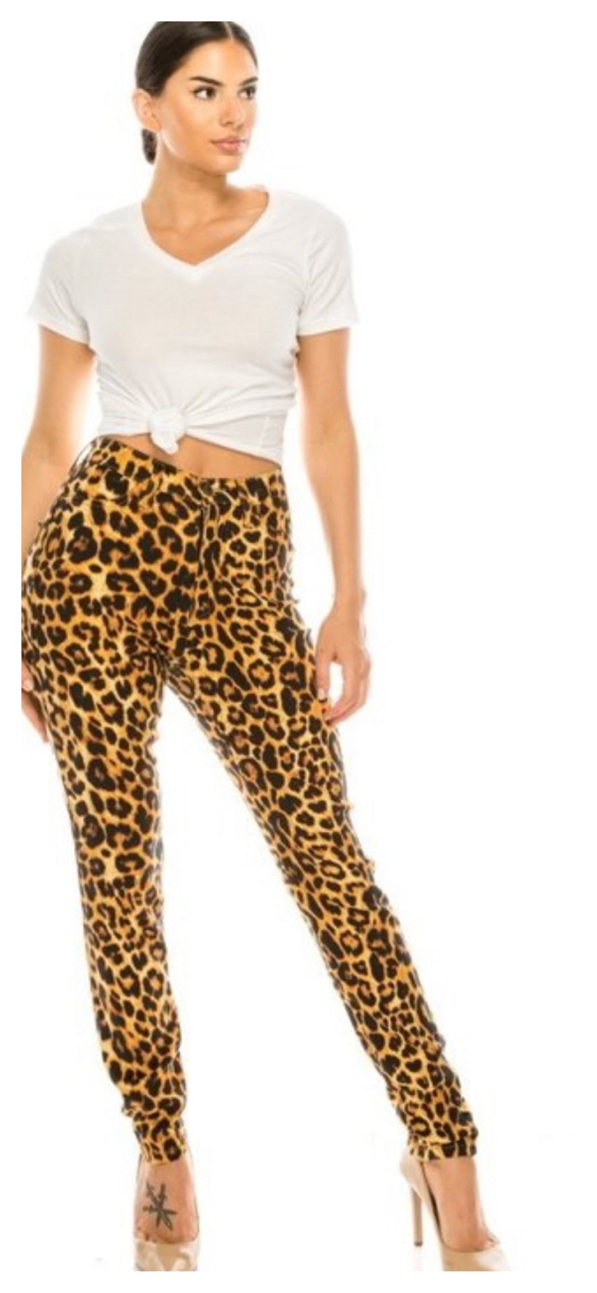 Bring out the Leopard High Waist Jeans