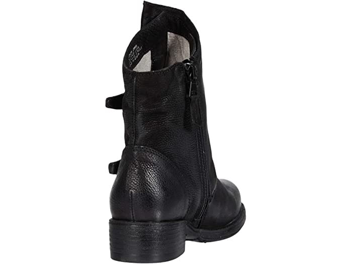 Comfy Comfort Dual Button Leather Bootie (Black)